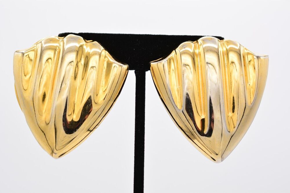 Wilma Spagli Vintage Clip On Earrings Gold Tone Shell Chunky Italy Signed Bin7